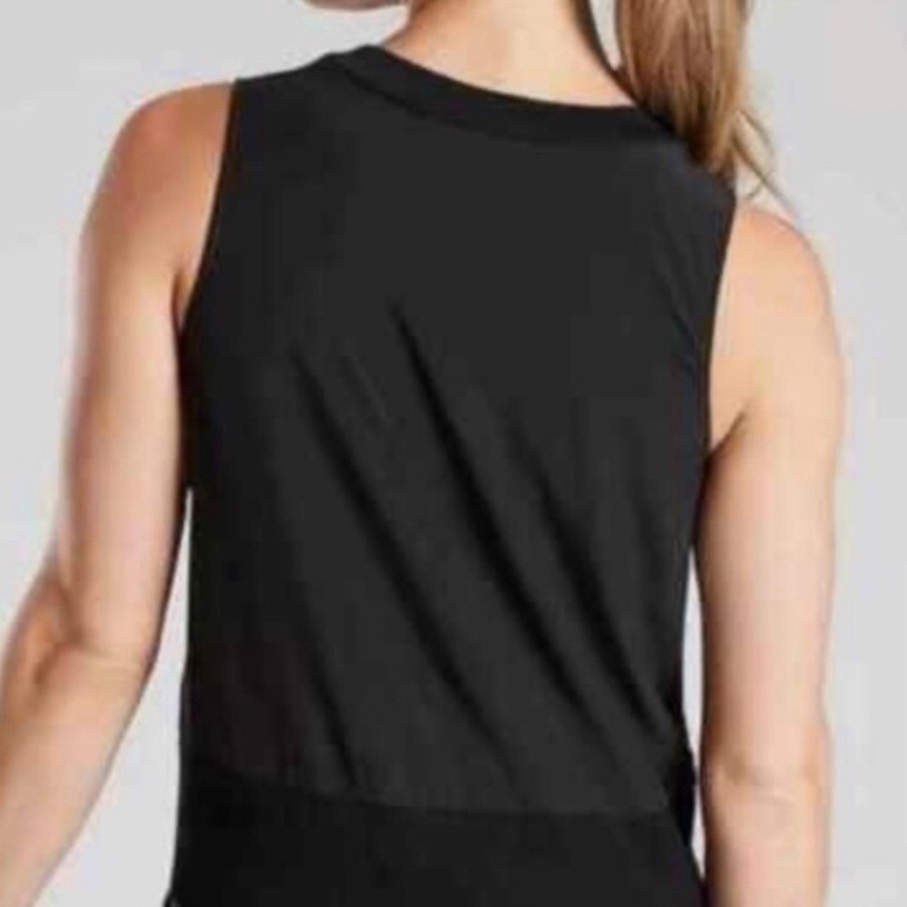New Athleta Zephyr Shell Pullover Womens Ribbed Tank Top Featherweight Black S - Picture 2 of 10